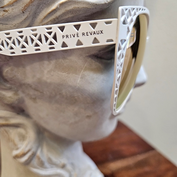 Prive Revaux "The Monarch" Polarized Cat Eye Sunglasses White w/Pink Lenses - Picture 2 of 8